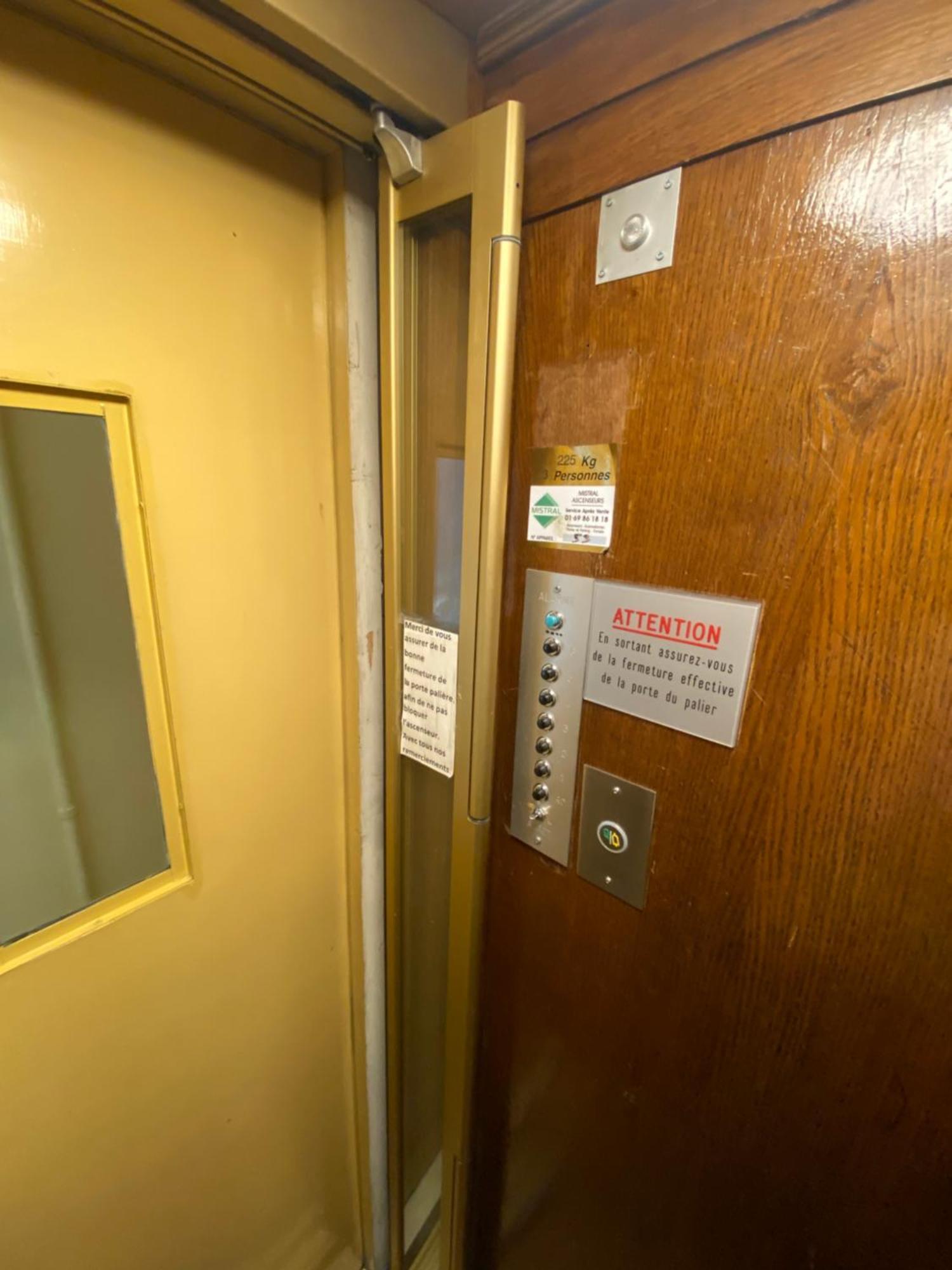 Appartement 2 Chambres 베흑사이으 외부 사진